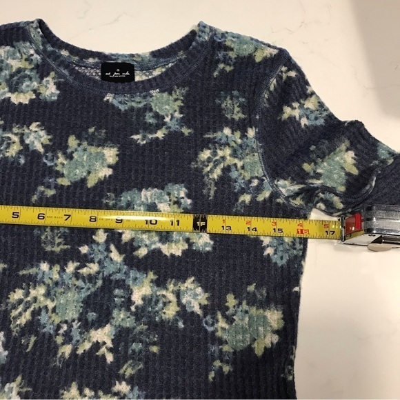 Urban outfitters Out From Under Blue Floral Long Sleeve Waffle Knit Crop… - Picture 7 of 10